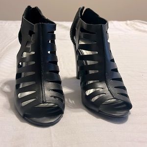 Womens dress shoes